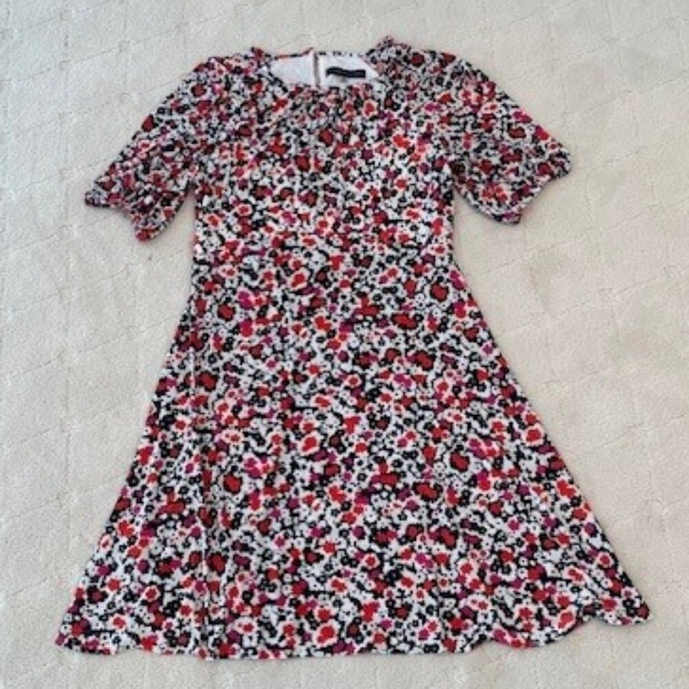 Tommy Hilfiger Multi-color Floral Puff Short Sleeve Fit & Flare Dress — Size 8
